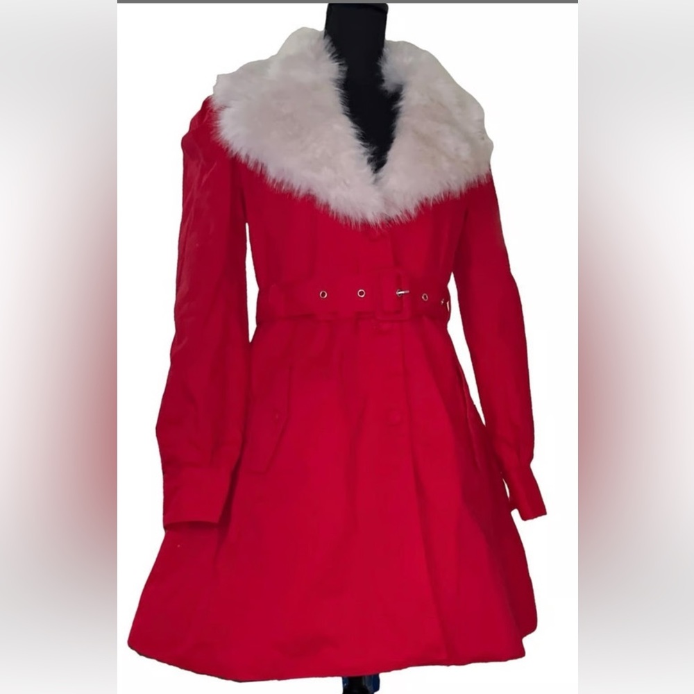 StarryDelight, Dolls Kill 
Red, faux fur removable collar XS LIKE NEW